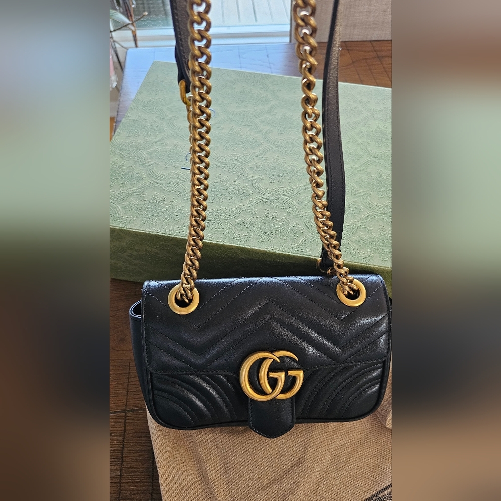 Black Quilted Gucci Handbag